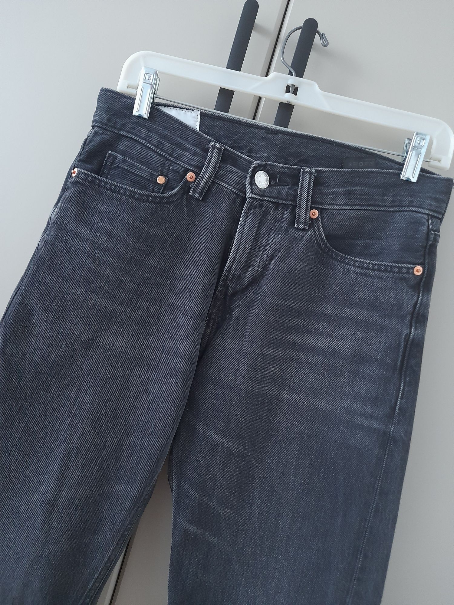 Jeansy męskie relaxed fit H&M rozmiar 28/32, CN170/72A czarne/szare