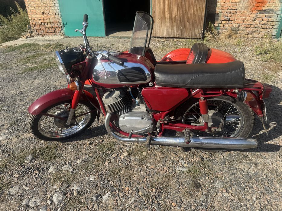 Продам яву з коляской