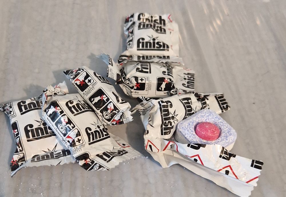 Tabletki do zmywarki finish power essential