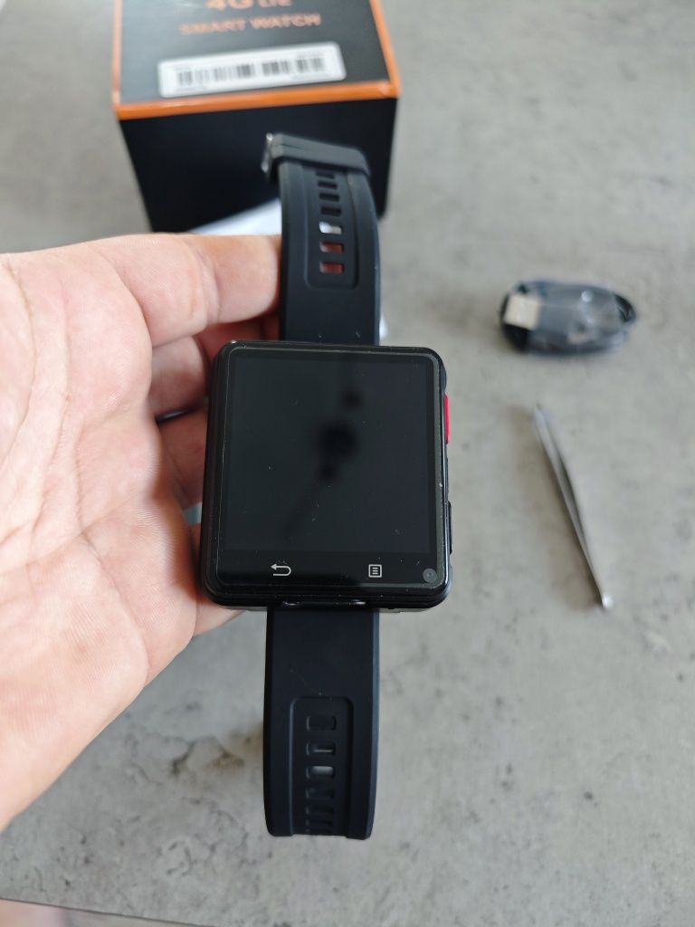Senbono 4g LTE Smartwatch Android