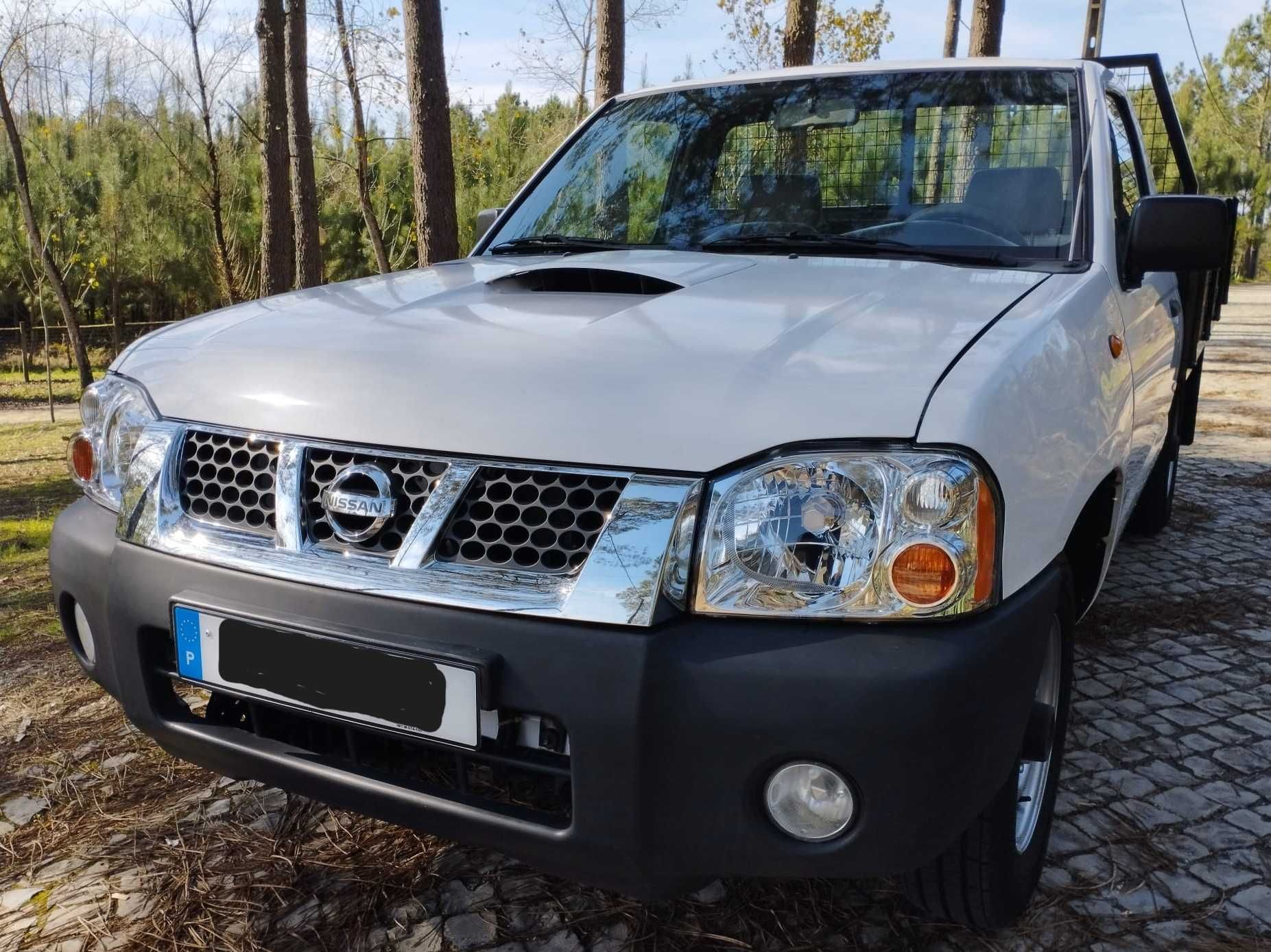 Carrinha Nissan D22 Hilux SÓ 102 MIL KMS 3 lugares ano 2002
