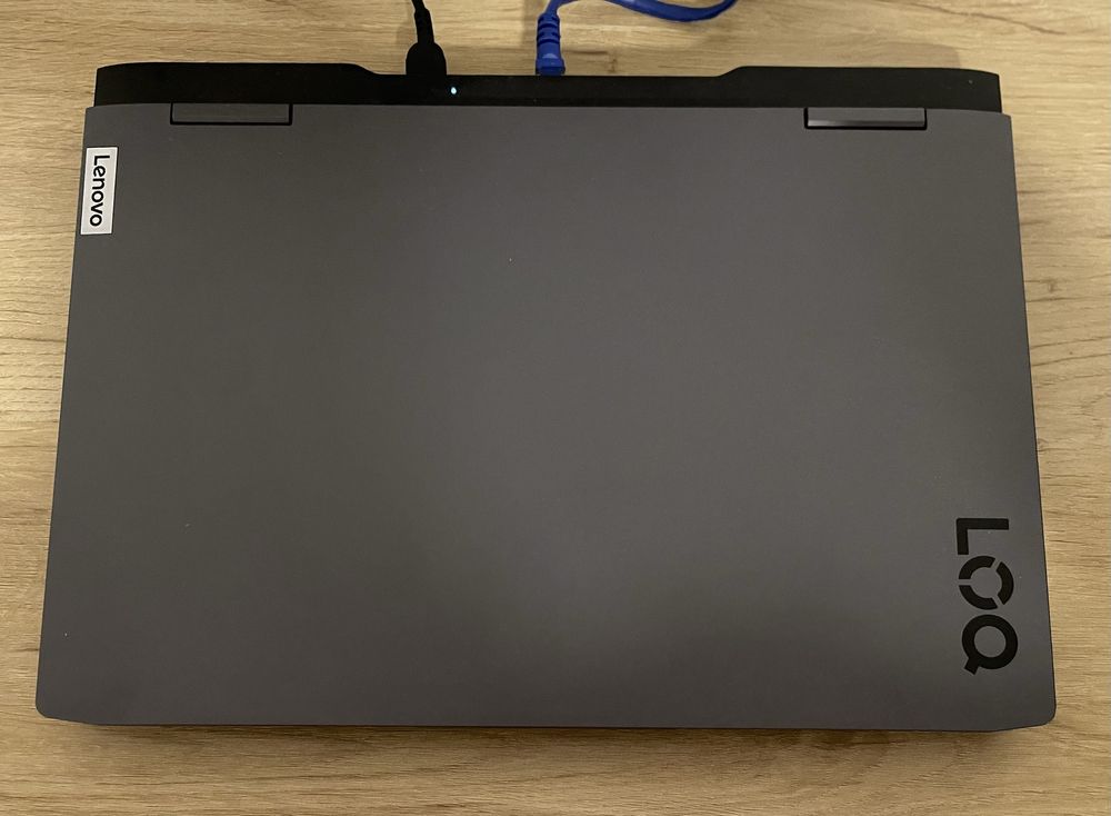 Portátil Gaming Lenovo LOQ 15IRH8