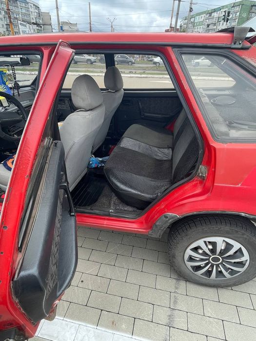 Продам автомобиль Ваз-21093