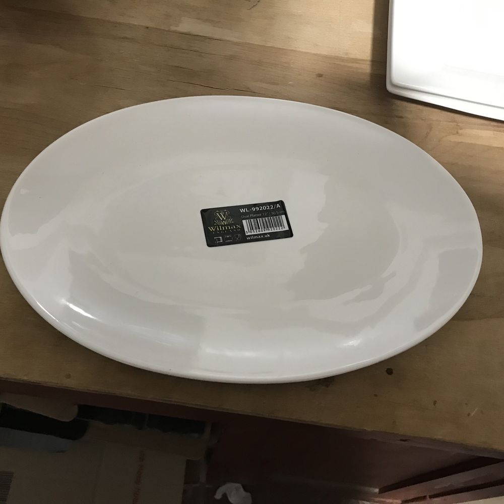 Глубокая тарелка Wilmax WL-991187 (25.5см)
