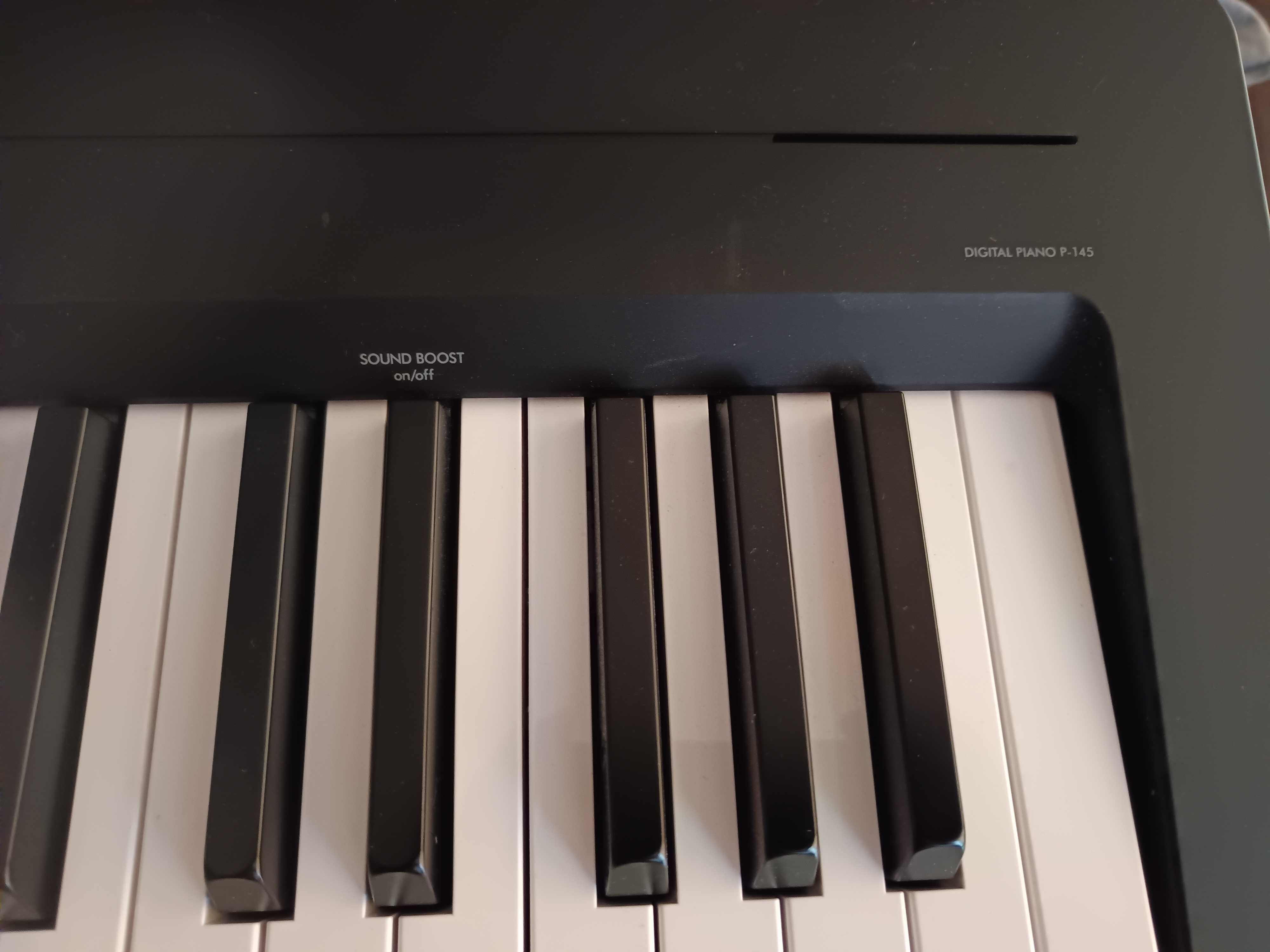 Pianino cyfrowe Yamaha P-145 stan b.dobry + słuchawki
