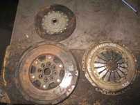 Embraiagem 55202272 FIAT PUNTO 2008 1.3MTJ LUK/214MM BIMASSA COMPLETO