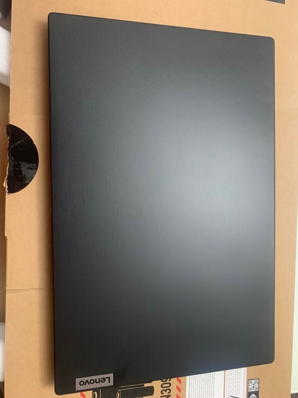 Laptop Lenovo V15 G3 512GB i5 8GB Ram Windows 11 15,6"