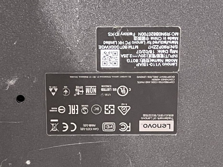Ноутбук Lenovo/ Intel Celeron N3350 / 4 ГБ / 465 ГБ HDD