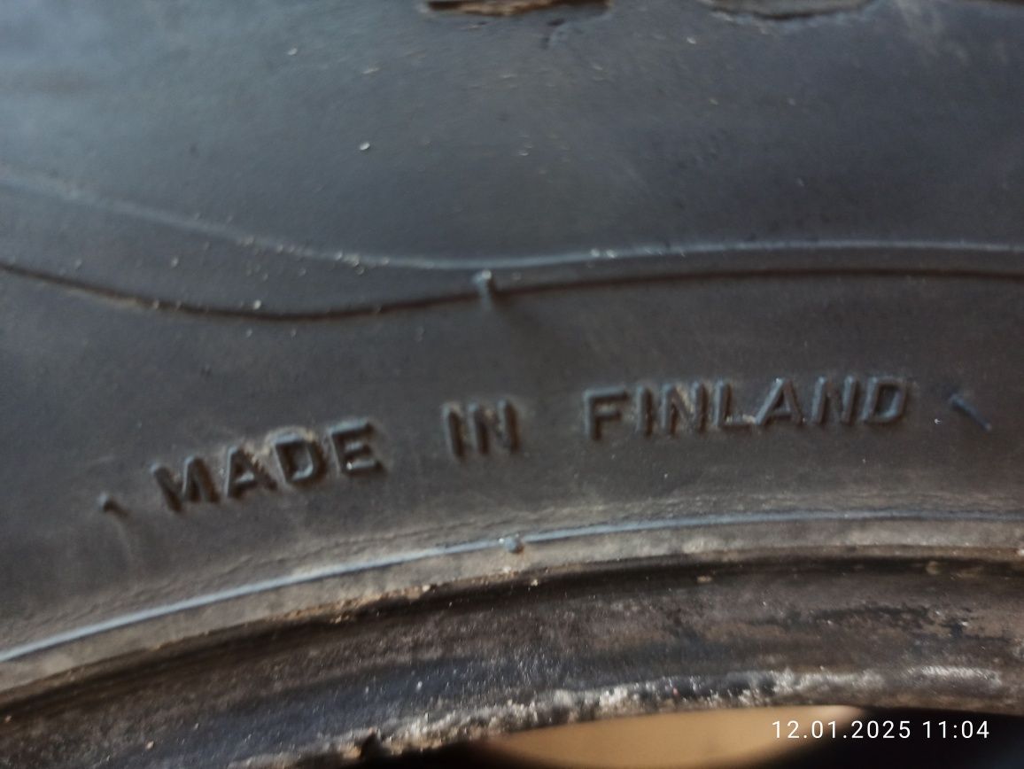 Продаю резину NOKIAN 215×70×R16 зимову