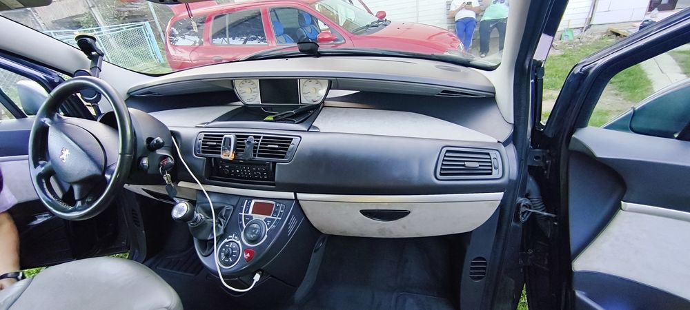 Peugeot 807 2.0 hdi