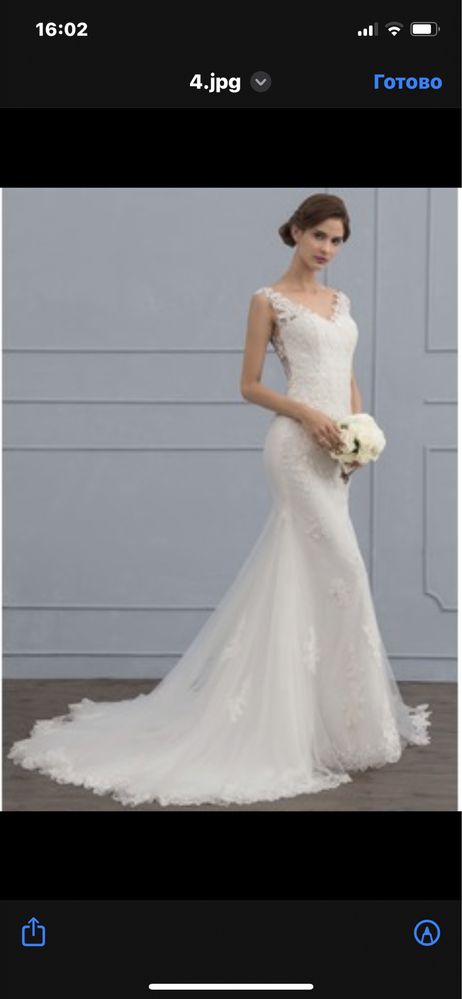 Свадебное платье, букет невесты, свадебные заколки