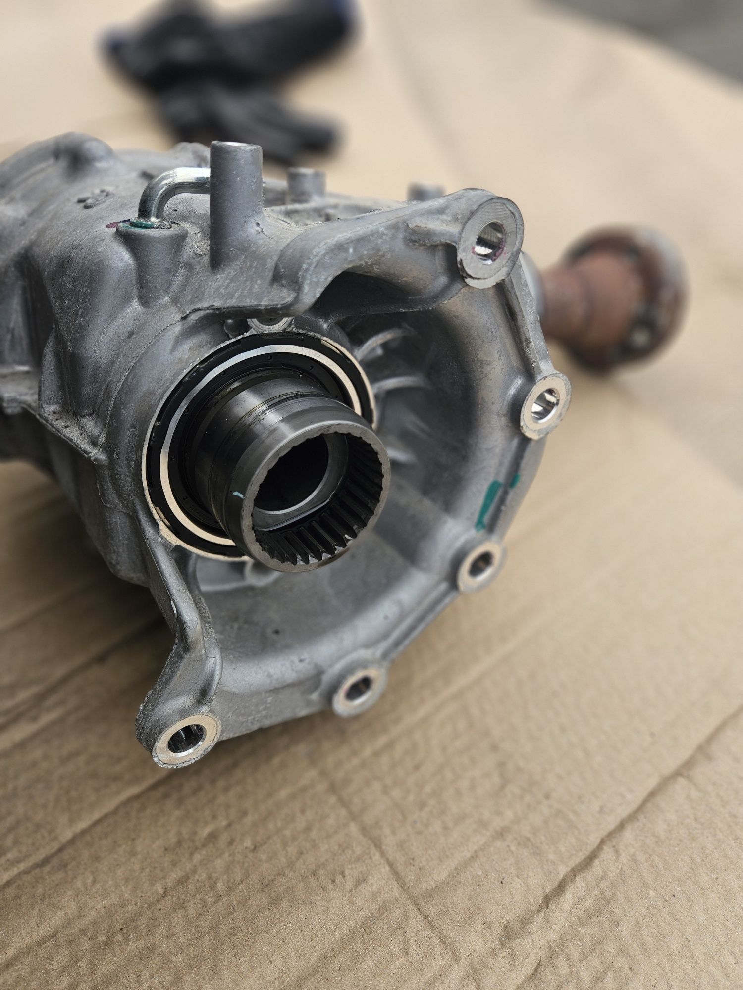 Reduktor skrzyni Kuga MK2 1.5 Ecoboost