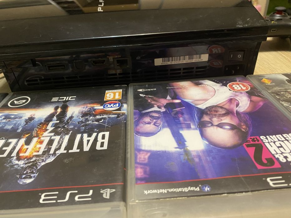 Plastation 3 + диски