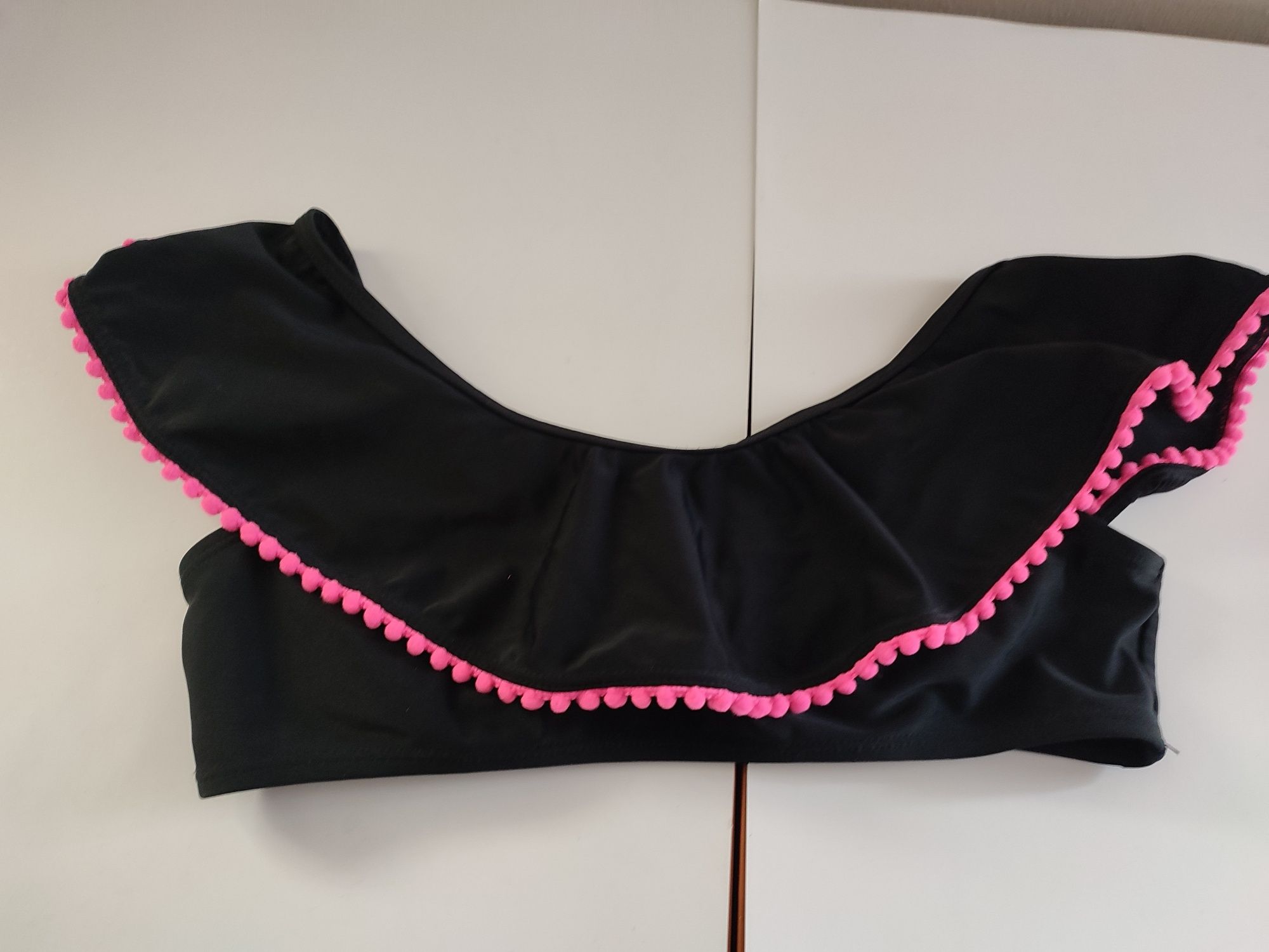 Góra od bikini stroju kąpielowego 152 Primark 
Stan idealny. Szerokość