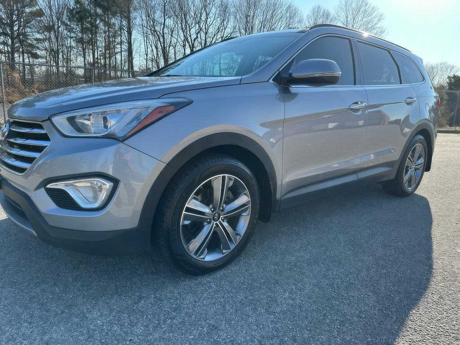 Hyundai Santa Fe Limited      2016