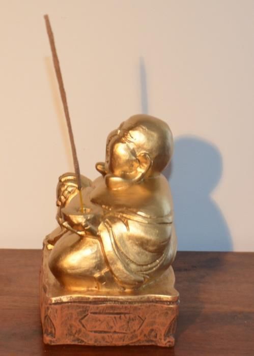 Estatueta BUDA Hotei San Sentado – Material: Pó de Pedra