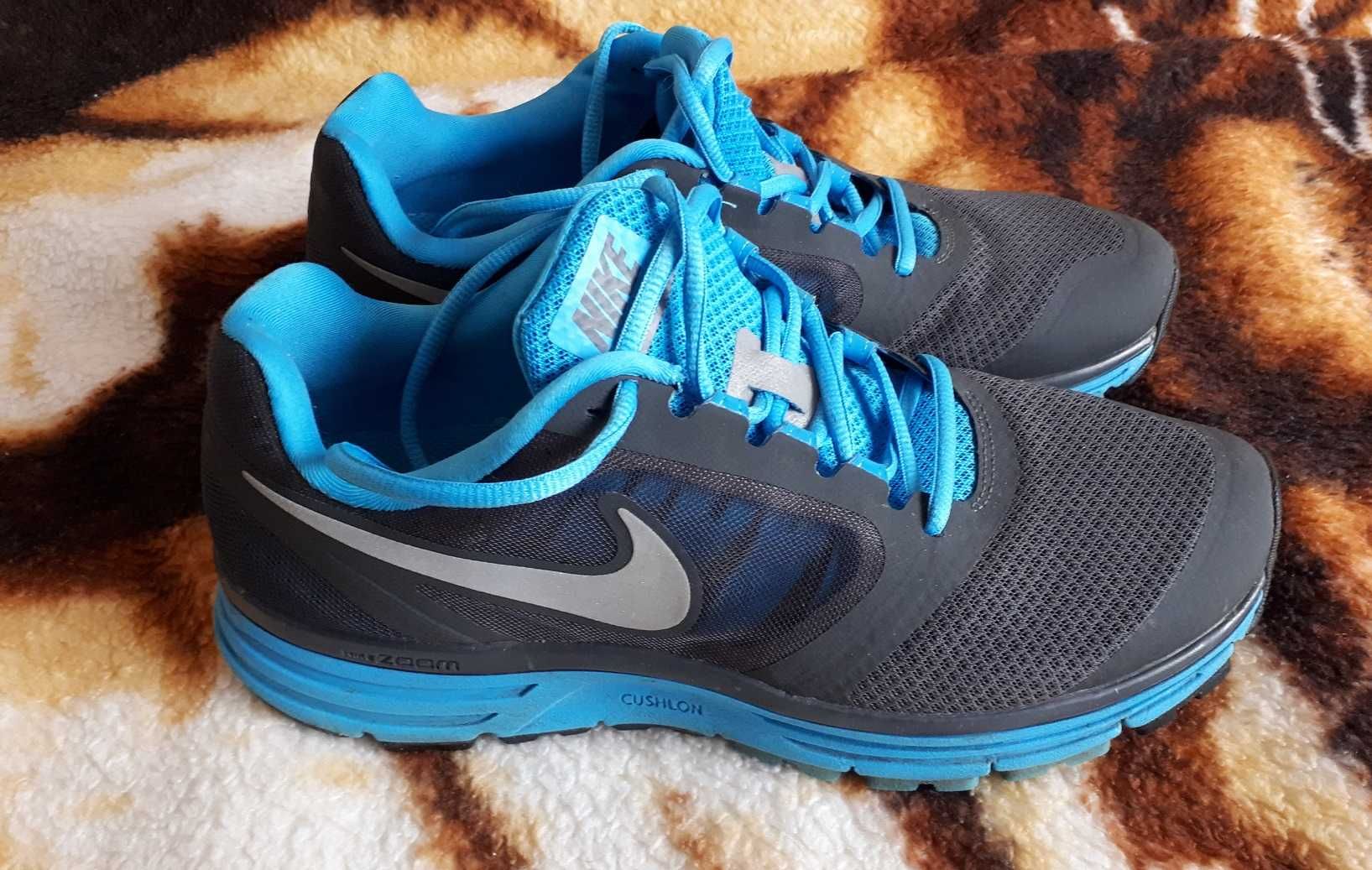 Nike Zoom Vomero 8 rozmiar 42