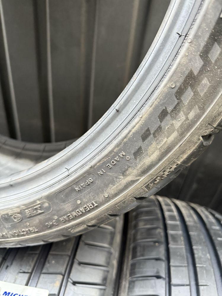 Літні шини 4шт 225/40R19+ 255/35R19 Michelin Pilot Sport 5