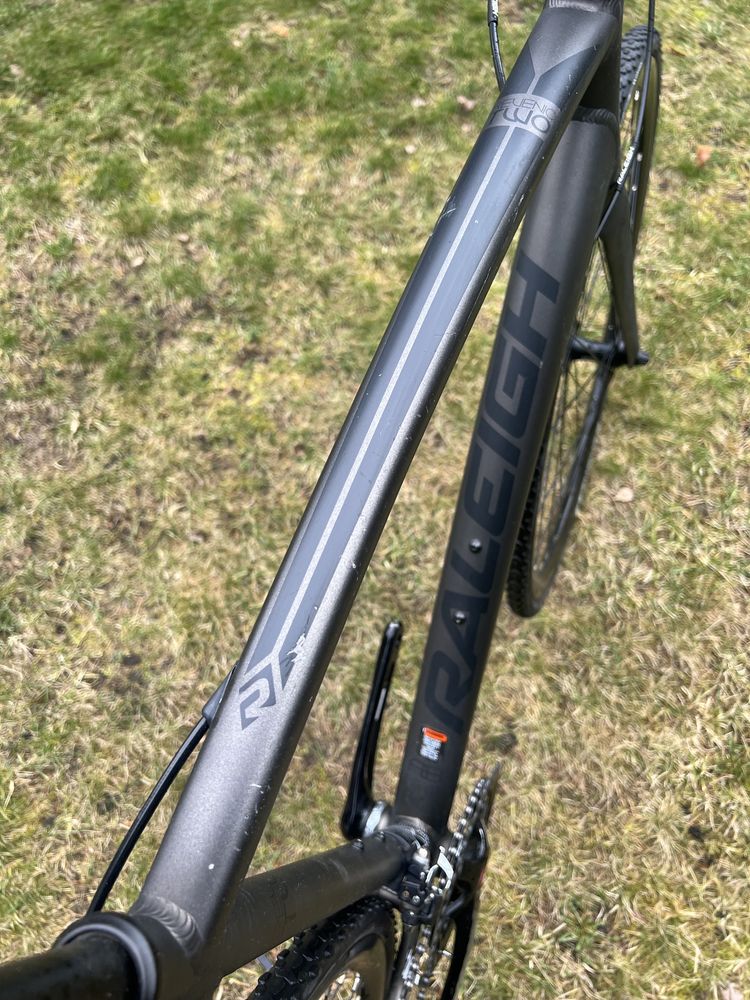 Rower Raleigh Revenio Disc Szosa Endurance r. 56