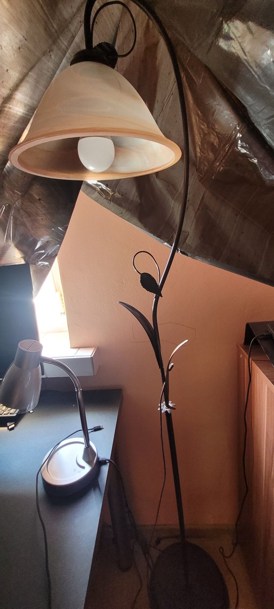 Sprzedam lampę wiszącą i stojącą