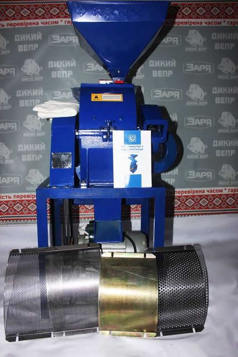 Найкраща дробілка корморізка. Зерно, овочі, фрукти. ДТЗ КР-20С