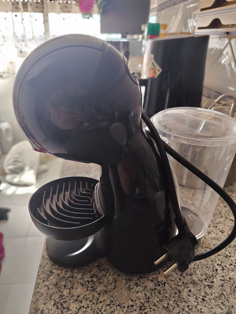 Máquina de café Dolce gusto