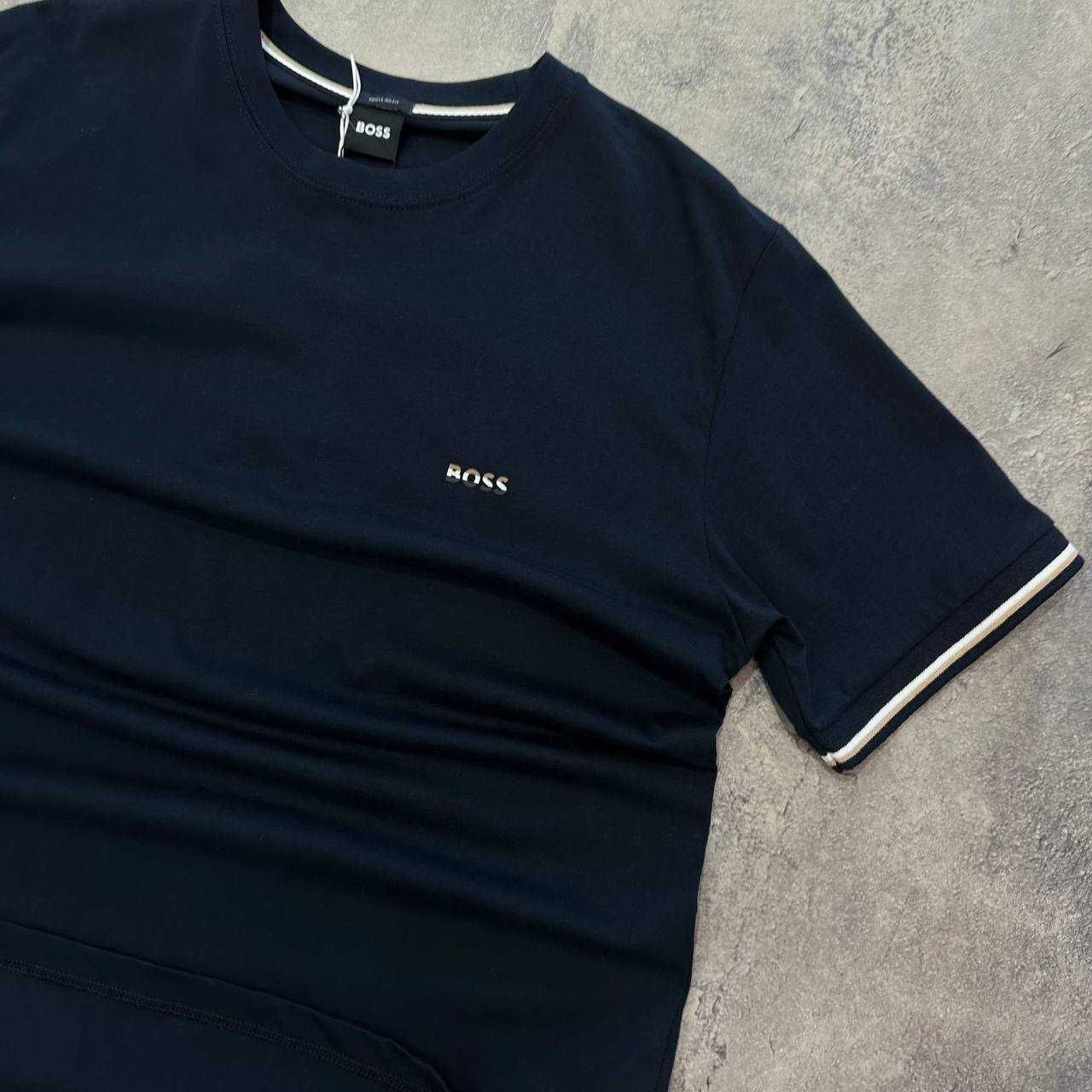 Базова синя чоловіча футболка Hugo boss(розмір-XL.XXL.3XL)