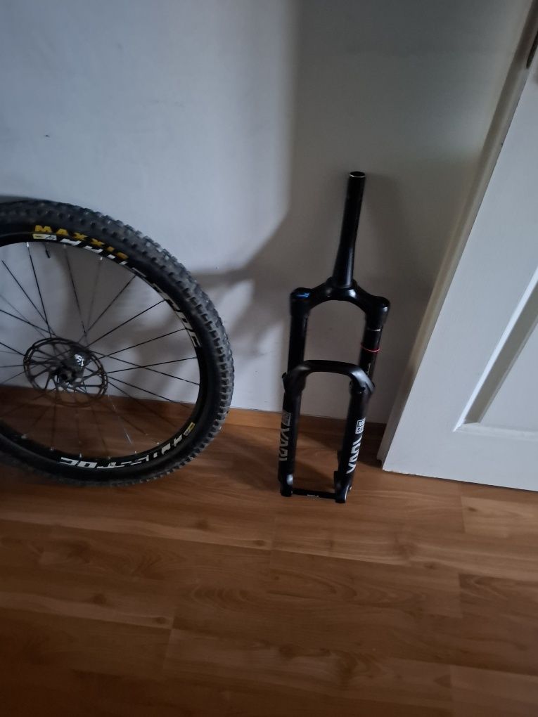 Amortyzator Rock shox yari