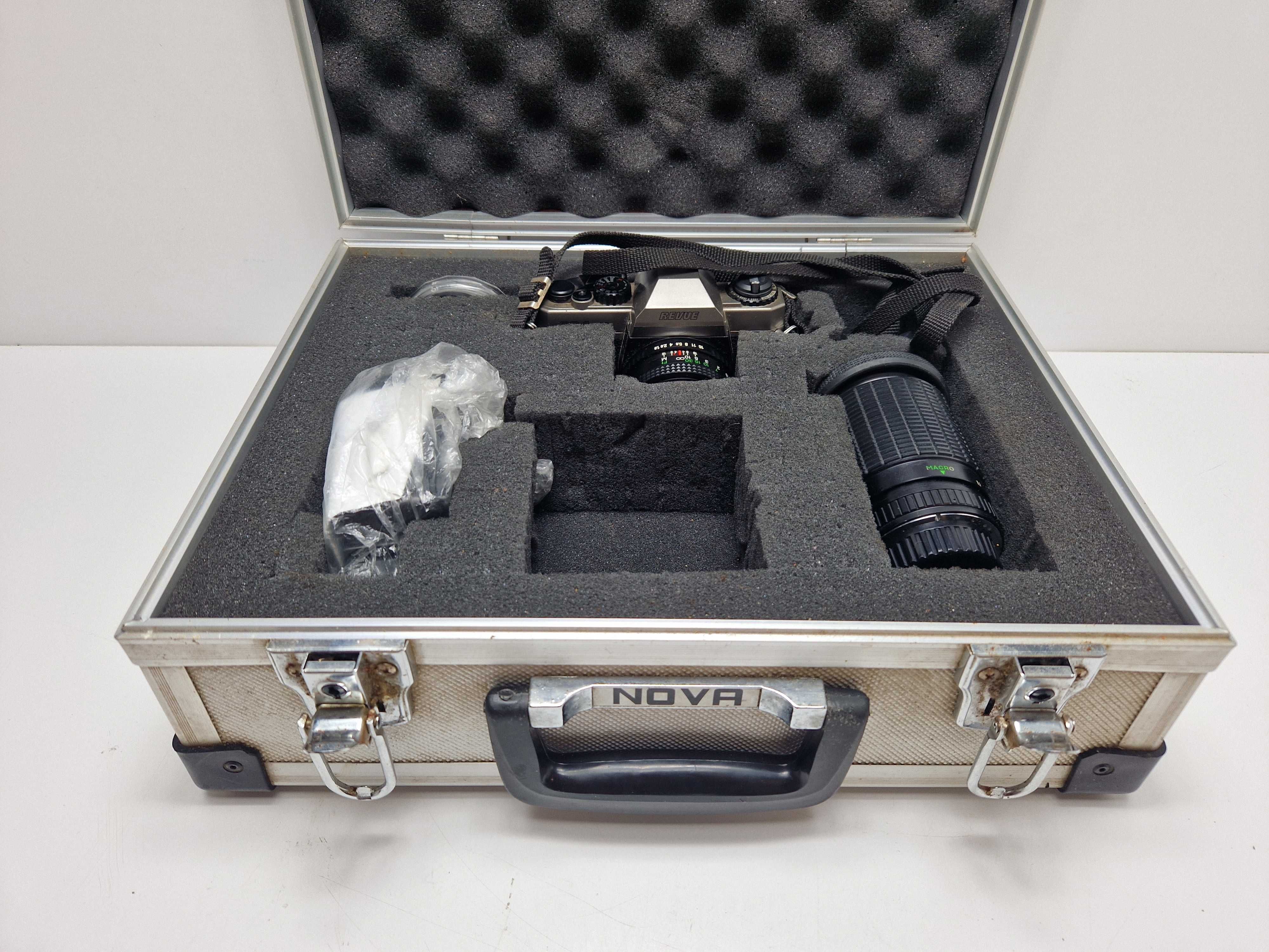 Aparat Analogowy REVUE SC4-M + 2 Obiektywy + Lampa + Filtr + Skrzynka