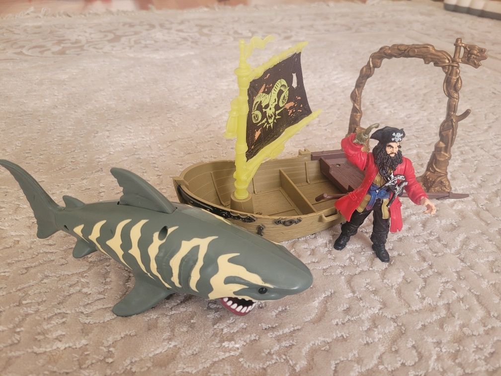 Ігровий набір Pirates Attack. Капітан Крюк і акулаа