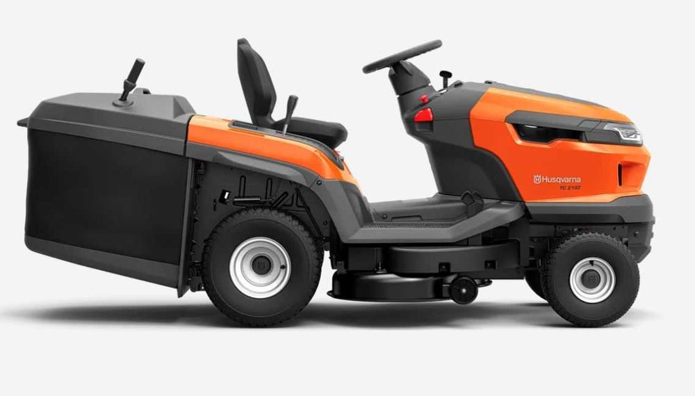Traktorek Ogrodowy Husqvarna TC215 T / 95 cm / Kosz/ V-Twin /Hydrostat