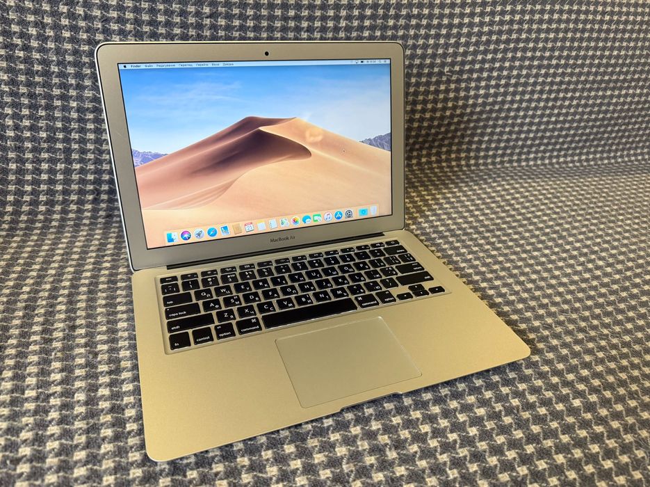 MacBook Air 2017 (13.3/1.8GHz/8GB/128GB)