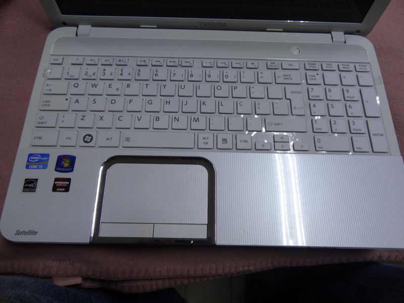 teclado toshiba L855, restantes peças sob consulta
