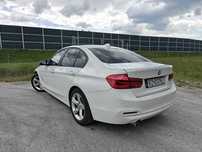 BMW F30 2015  Diesel  Po dużym serwisie w BMW na ponad 21 000 zł