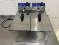 Fritadeira dupla industrial marca Junex -