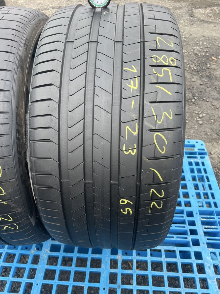 *Opony Pirelli O zero 285/30/22 para