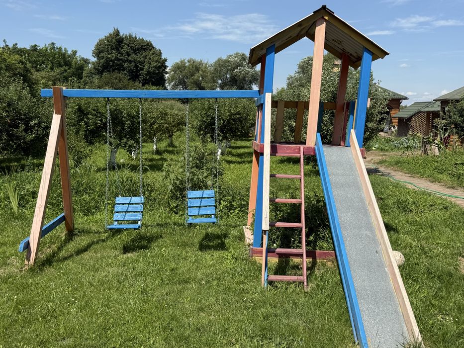 Дитячий майданчик