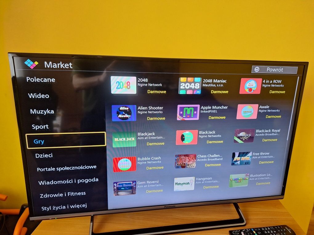 Panasonic LED TV 40" TX40DSU501 z Netflix