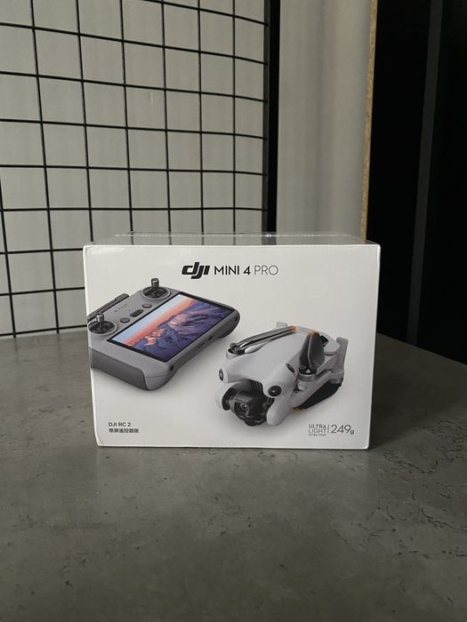 Квадрокоптер DJI Mini 4 Pro with RC 2 Remote Controller