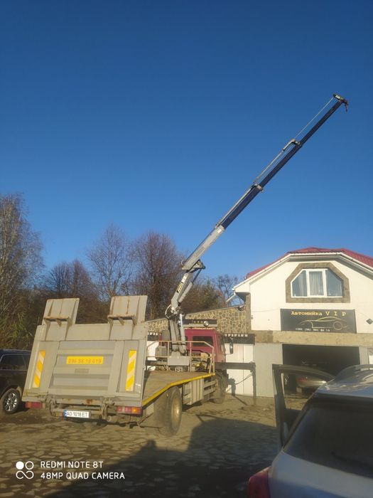 Продам евакуатор з маніпулятором VOLVO