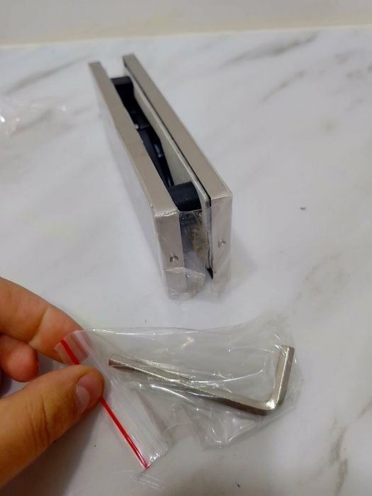 Петля для скляних дверей Haideli HDL-120