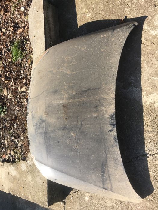 Капот Чорний Passat B6 2005-2010р під відновлення.