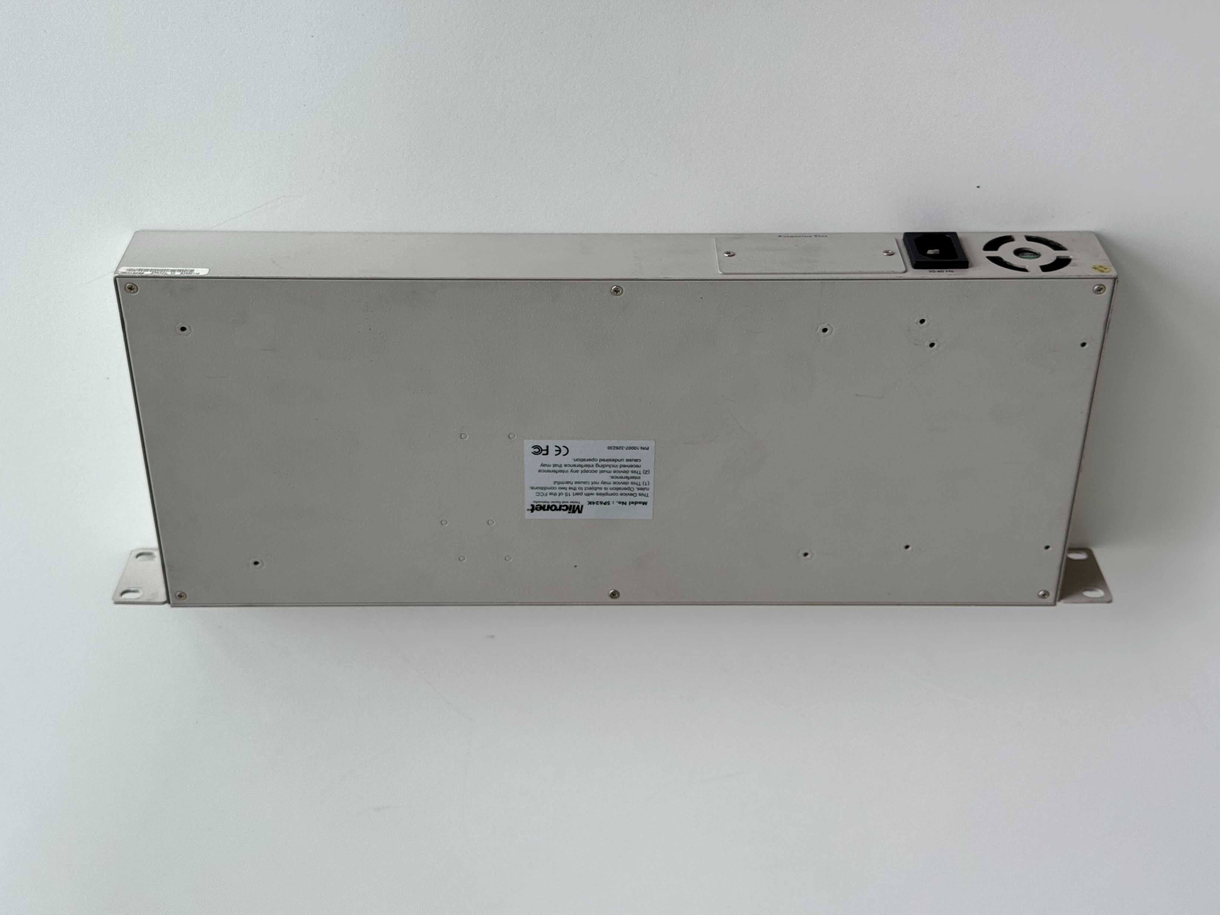 Switch Micronet (SP624K) - 24 portas