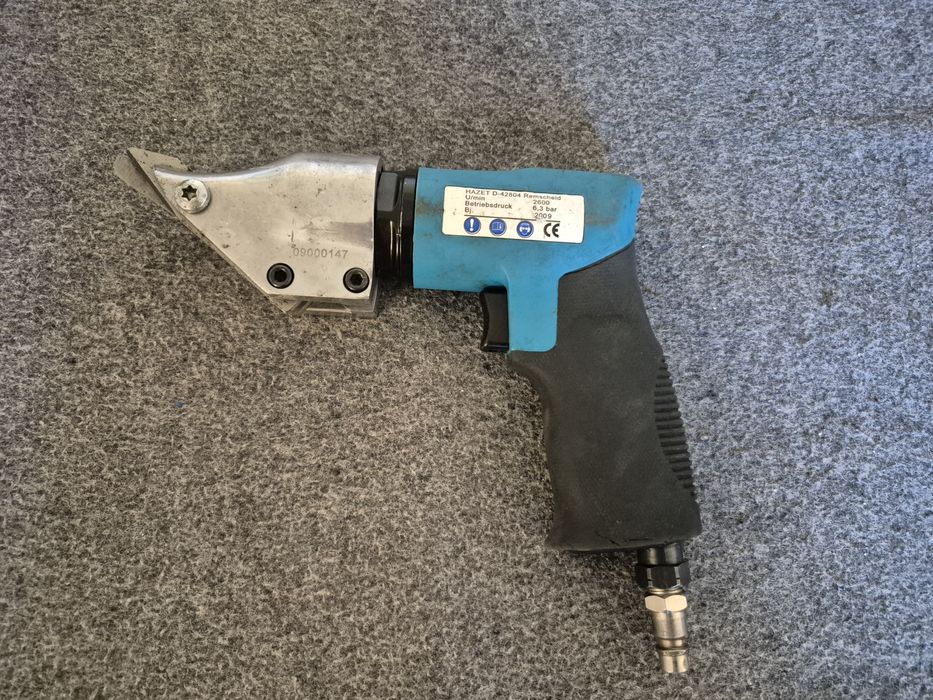 Nożyce pneumatyczne do blachy Hazet