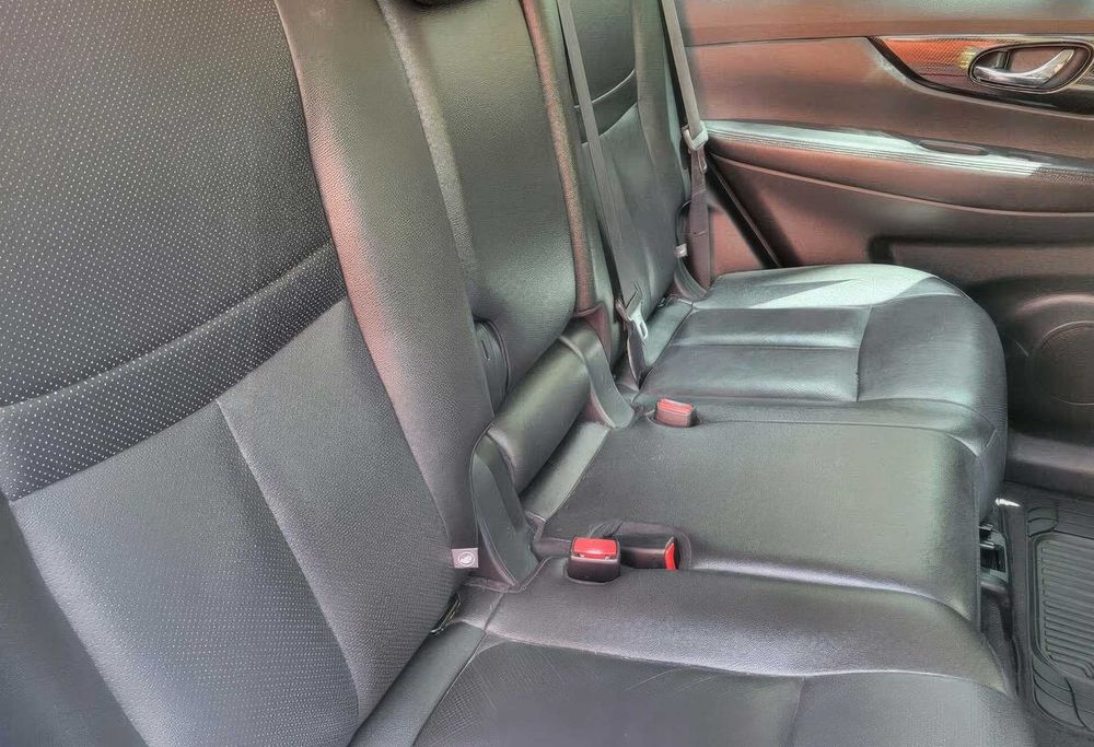 Nissan Rogue SL      2019