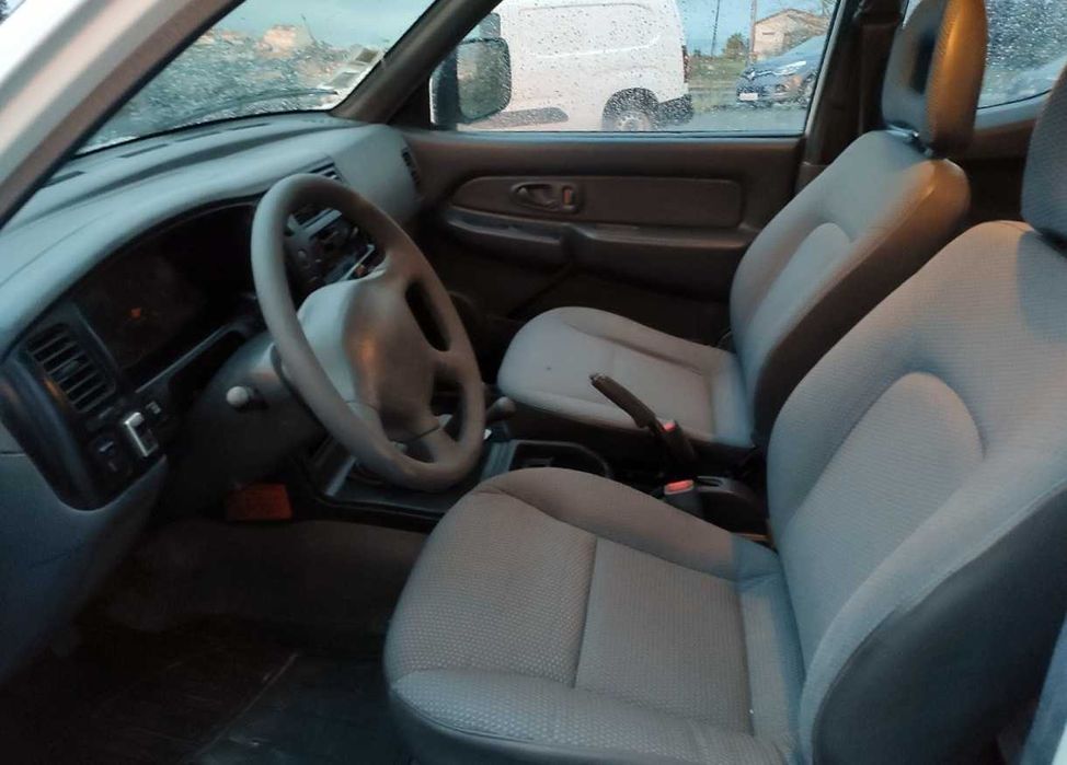 Mitsubishi L200 4x4 de 4 Lugares