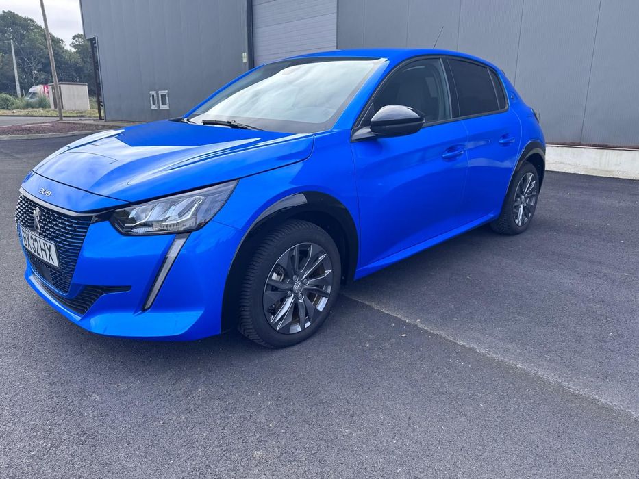 Peugeot e-208 Allure Pack