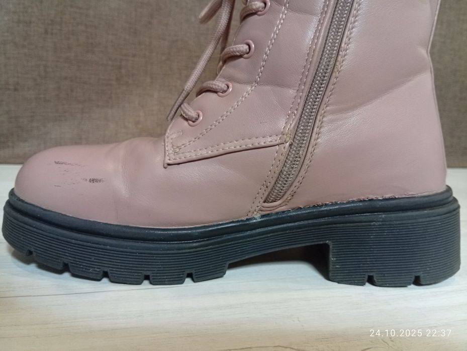 Зимові черевики для дівчинки 36 розмір