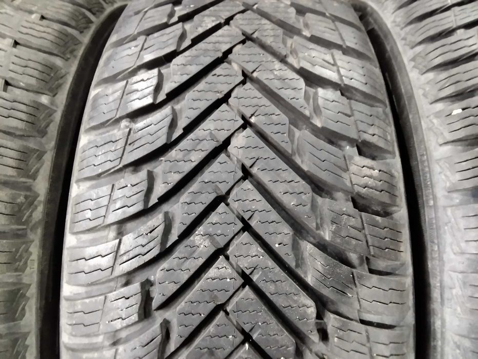 Opony 225/60x17 Nokian