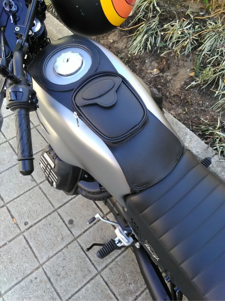 Moto Guzzi V7 iii Rough